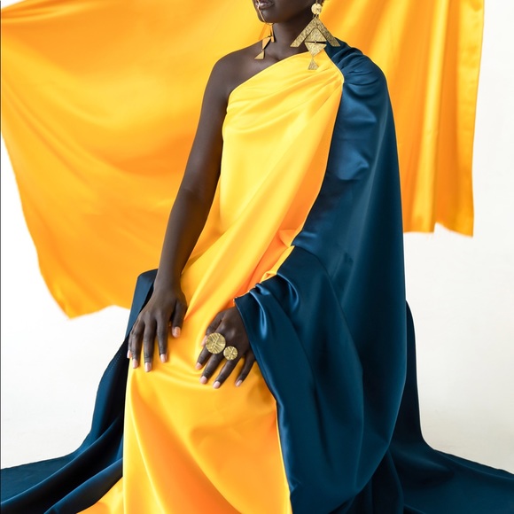 ONE SIZE 2 WAY off shoulder dress sz. 0-18 - Picture 6 of 16